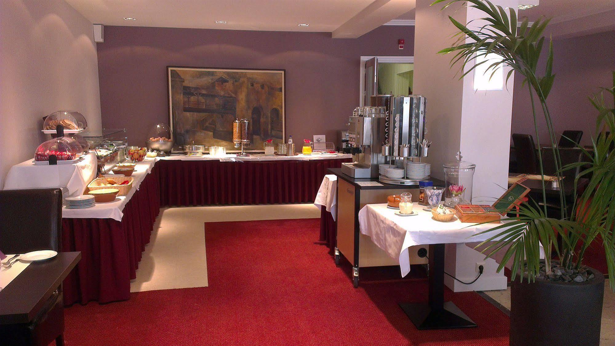 Hotel Riche 팔켄뷔르흐안더횔 외부 사진